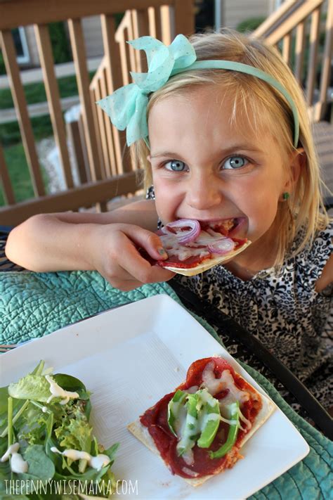 homemade-mini-pizzas-quick-easy-kid-friendly image