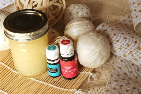 moisturizing-hand-scrub-recipes-with-essential-oils image