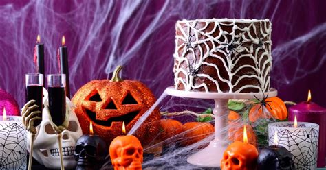 16-stunning-and-spooky-halloween-cake-ideas-and image