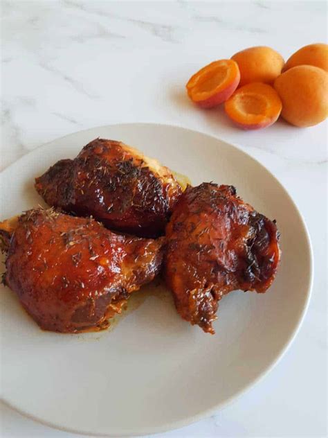 slow-cooker-apricot-chicken-with-thyme-hint-of-healthy image