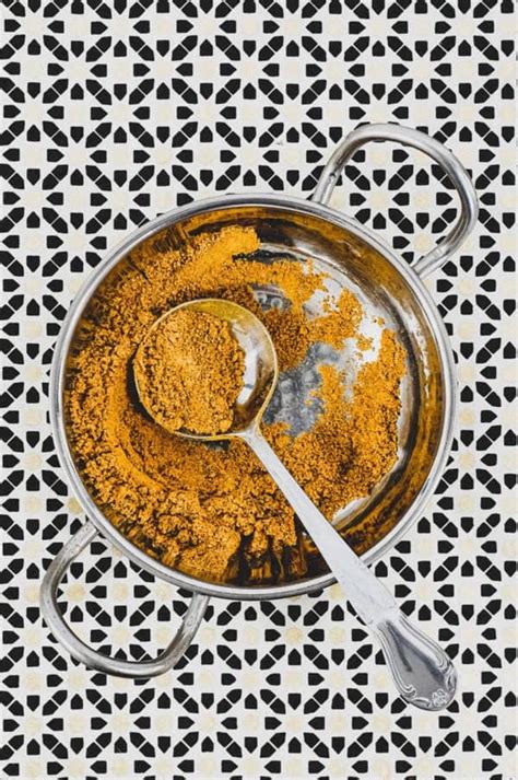 hawaij-spice-spice-mix-from-yemen-a-recipe-from image