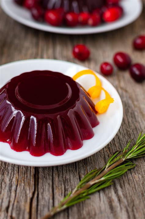 cranberry-jelly-taming-of-the-spoon image