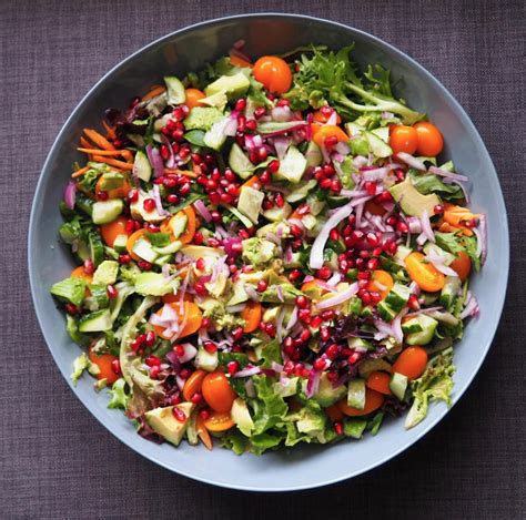 rainbow-summer-salad-healthy-recipes-by-lyndi image