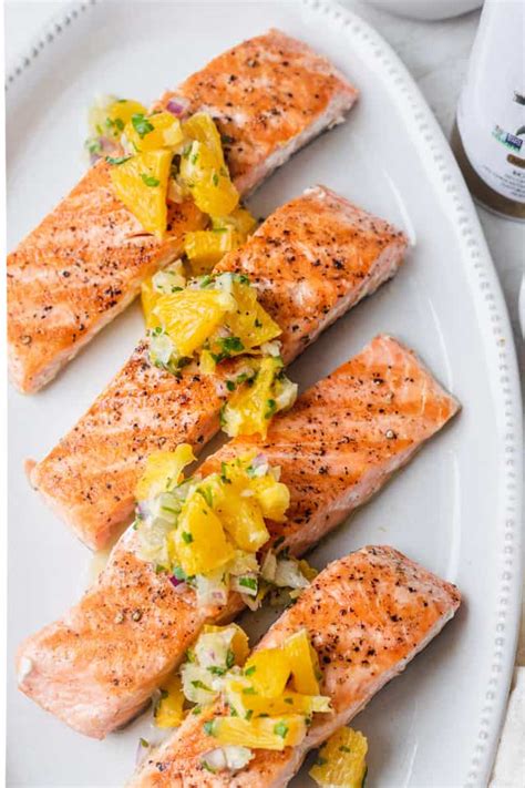 grilled-salmon-with-citrus-salsa-feelgoodfoodie image