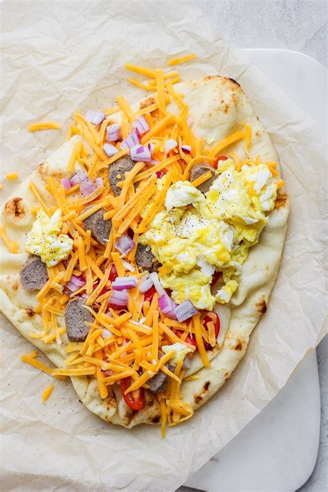 naan-breakfast-pizza-quick-easy-fit-foodie-finds image