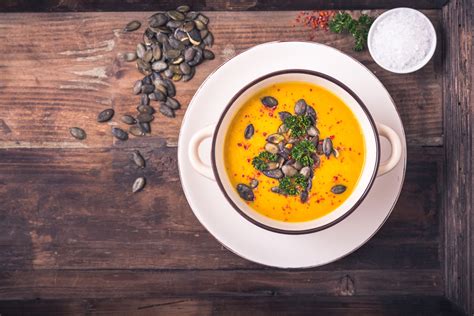 detoxifying-carrot-soup-recipe-with-turmeric-and image