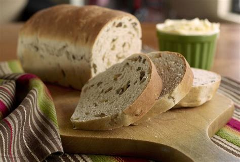 walnut-bread-fleischmanns-yeast image