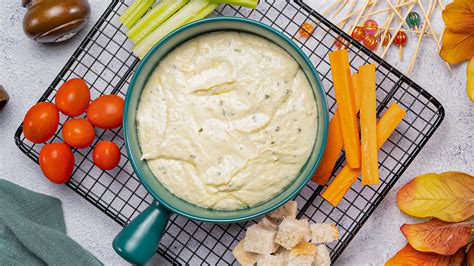 5-minute-mozzarella-fondue-recipe-recipesnet image