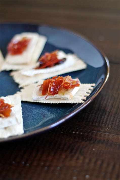 brie-jam-and-crispy-prosciutto-on-crackers-thekittchen image