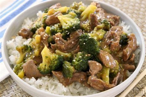 easy-beef-broccoli-butter-with-a-side-of-bread image