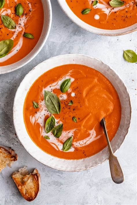 easy-creamy-vegan-tomato-soup-ambitious-kitchen image