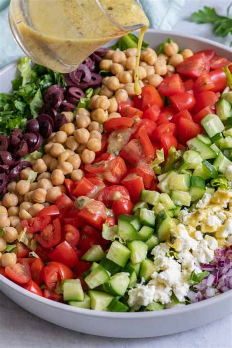 mediterranean-chopped-salad-feelgoodfoodie image