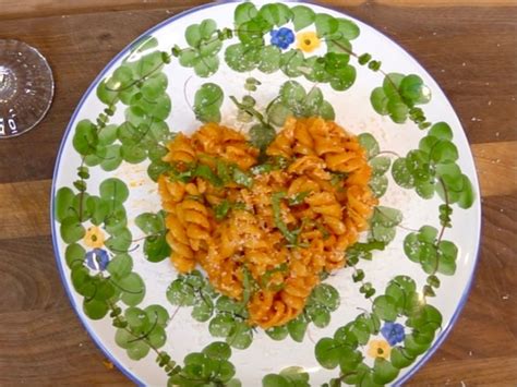 easy-spicy-fusilli-pasta-recipe-inspired-by-jon image
