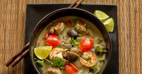 10-best-thai-green-curry-shrimp-with-vegetables image
