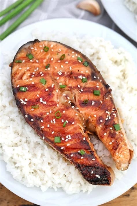 simple-grilled-salmon-recipe-sweet-and-savory-meals image