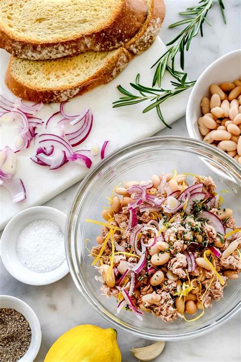 mediterranean-white-bean-and-tuna-salad-toasts image