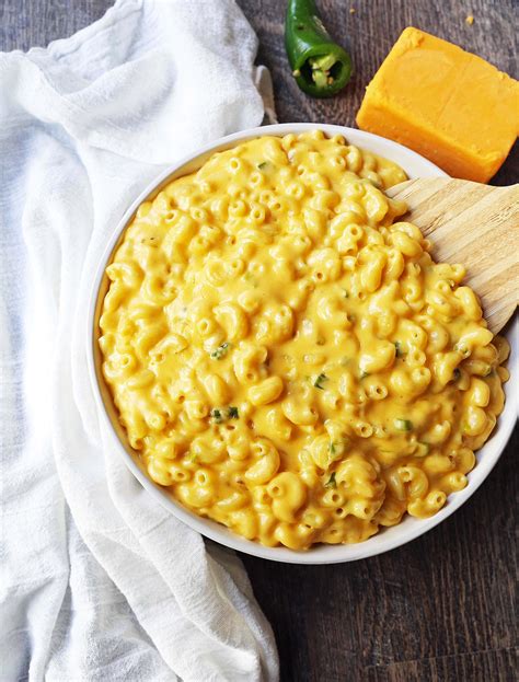 creamy-jalapeno-macaroni-and-cheese-modern-honey image