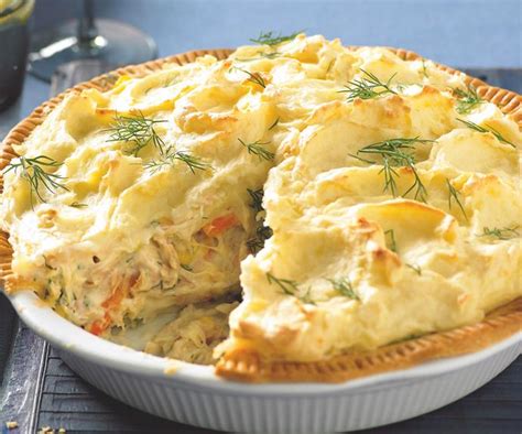 tuna-potato-topped-shepherds-pie image