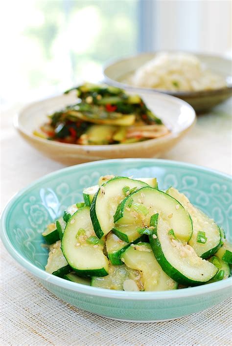 hobak-bokkeum-stir-fried-zucchini-korean-bapsang image