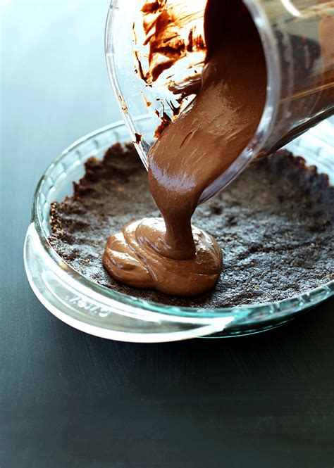vegan-chocolate-silk-pie-minimalist-baker image