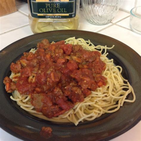 spaghetti-sauce-with-ground-beef-sausage image