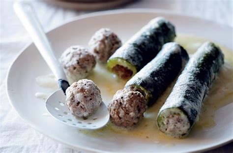 stuffed-zucchini-in-egg-and-lemon-sauce-recipe-greek image