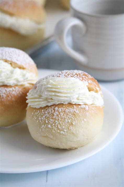 cream-buns image