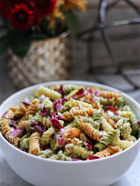 6-pesto-pasta-salads-to-kickstart-your-summer image