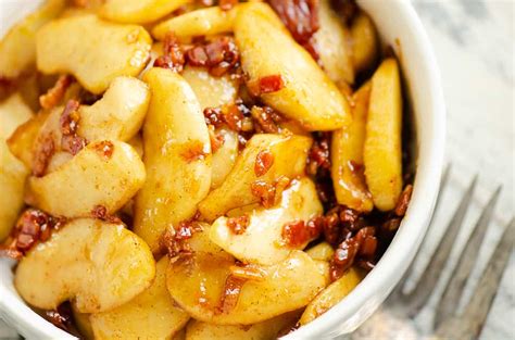 caramelized-bacon-apples-the-creative-bite image