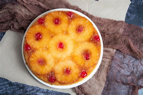 bisquick-pineapple-upside-down-cake-food14 image