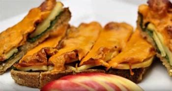 ambrosia-apple-bacon-cheddar-toast-ambrosia-apples image