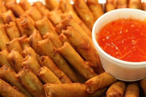 cooking-the-best-lumpiang-shanghai image