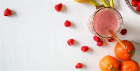 inflammation-relief-raspberry-and-coconut-smoothie image