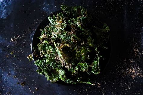 crispy-delicious-kale-chips-ruled-me image