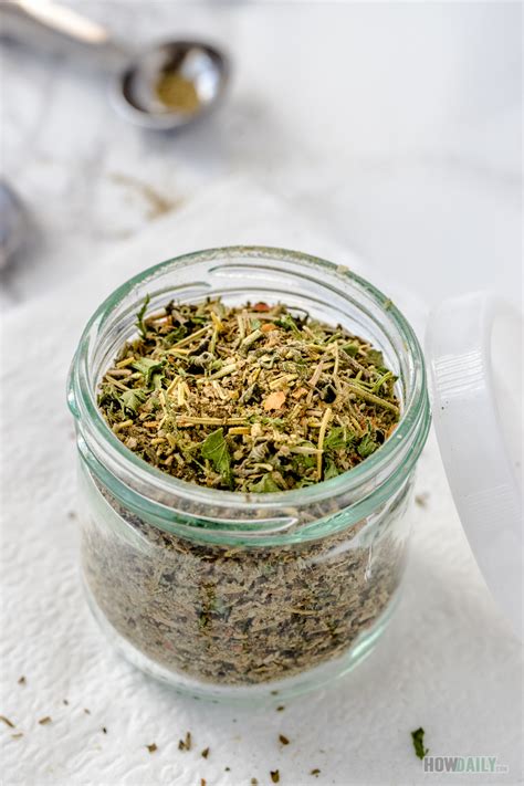 tuscan-herb-seasoning-spice-mixed image