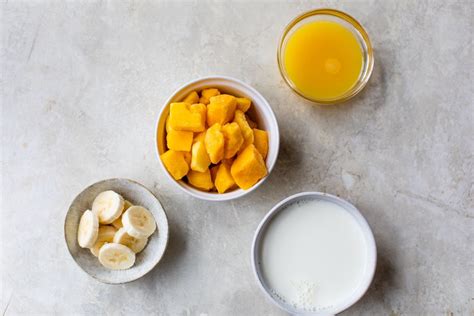 mango-smoothie-wellplatedcom image