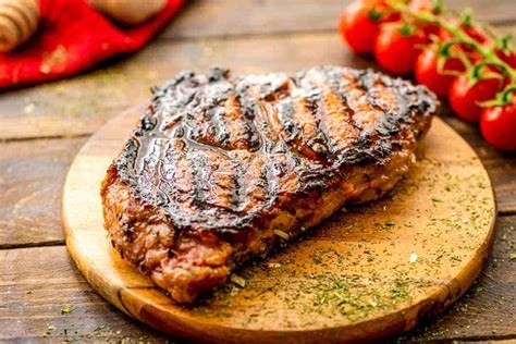 italian-dressing-steak-marinade-gimme-some-grilling image