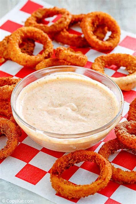 outback-bloomin-onion-sauce-copykat image
