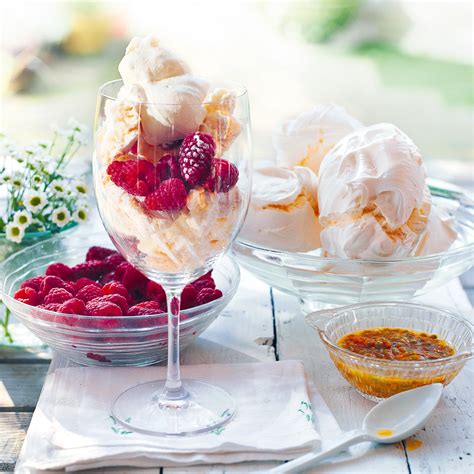 diy-raspberry-eton-mess-dessert-recipes-woman image