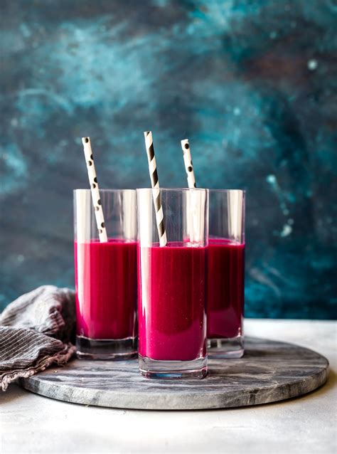 red-superfood-smoothies-plant-based-cotter-crunch image