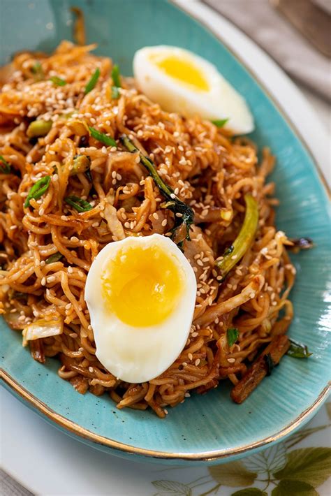 spicy-ramen-noodles-recipe-with-instant-noodles-my image