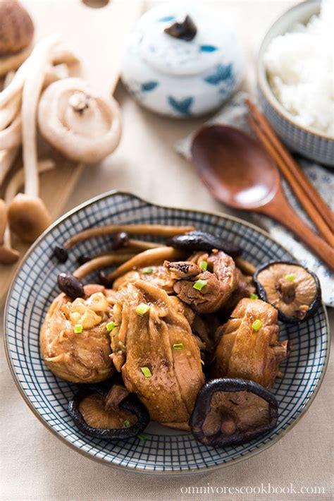 moms-best-braised-chicken-with-mushrooms-小鸡炖蘑菇 image