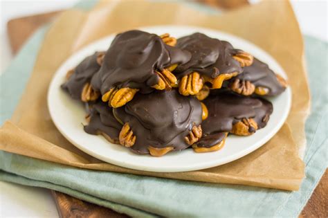 turtle-candy-with-pecans-and-caramel-recipe-the image