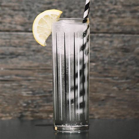 vodka-soda-cocktail-recipe-liquorcom image