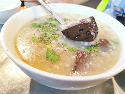 3-most-popular-vietnamese-duck-dishes-tasteatlas image