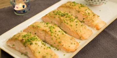 baked-salmon-with-honey-mustard-sauce-food image