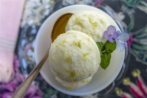 key-lime-frozen-yogurt-a-zest-for-life image