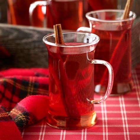 holiday-cranberry-apple-tea-in-the-crockpot-with-or image