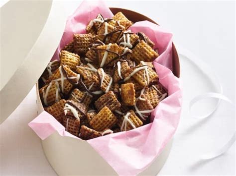 chocolate-chex-caramel-crunch-gluten image