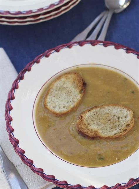 easy-garbanzo-bean-soup-lettys-kitchen image